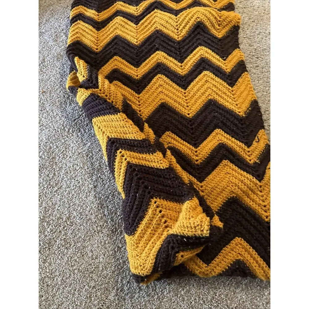 Hand Crochet Afghan vintage ZigZag Chevron Harvest Gold Brown 80”x48” MCM